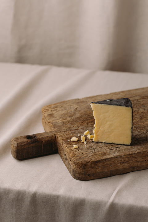 Cloth-Ashed Cheddar