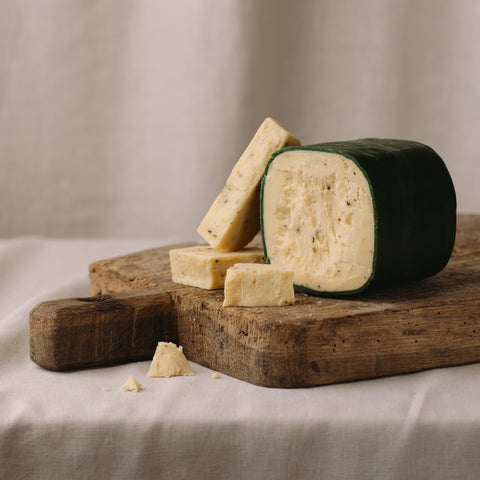 Peppercorn and Garlic Club Cheddar image 0